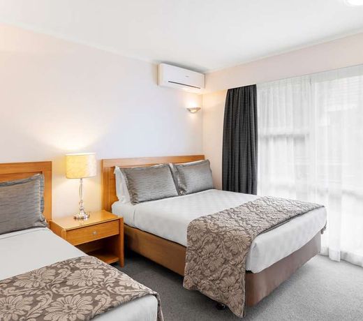 Best Western Newmarket Inn & Suites