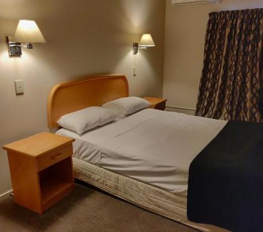 Rayland Epsom Motel