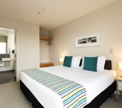 Quest Carlaw Park Serviced Apartments