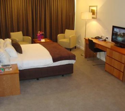 Boulevard Hotel