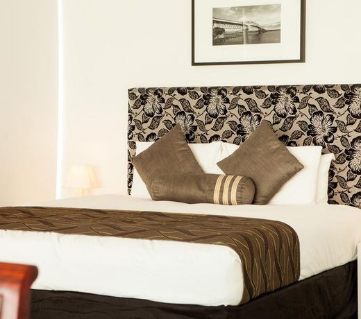 The Quadrant Hotel & Suites