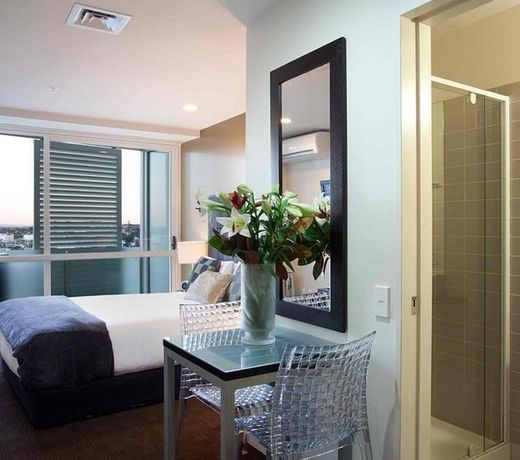The Quadrant Hotel & Suites