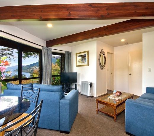 Balmoral Lodge