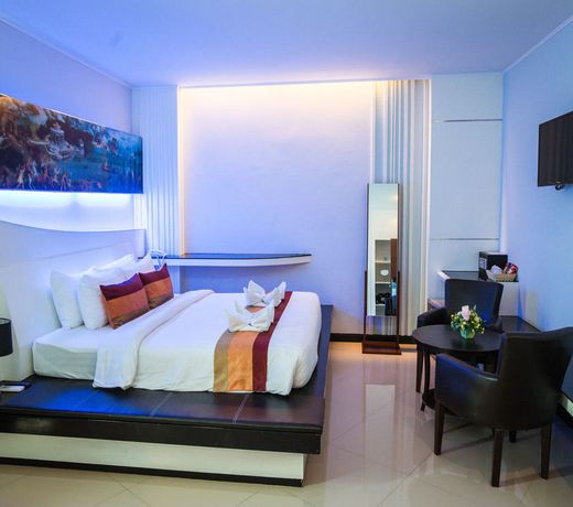 Mantra Varee Hotel