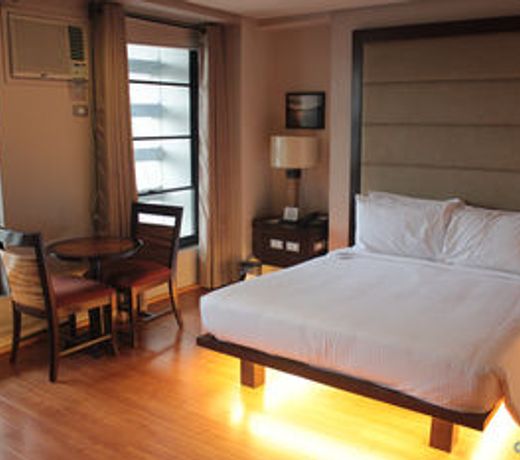 Soleste Suites