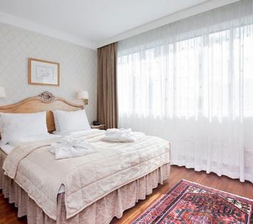Hotel Bristol