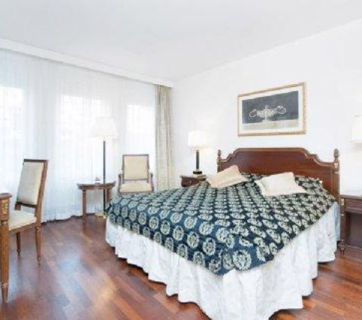 Hotel Bristol