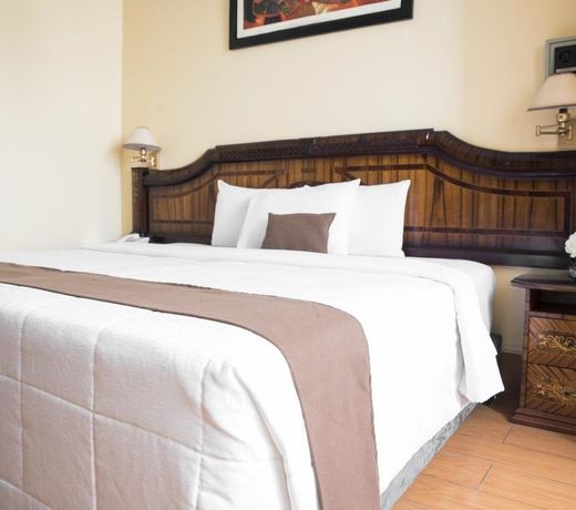 Inkari Suites Hotel