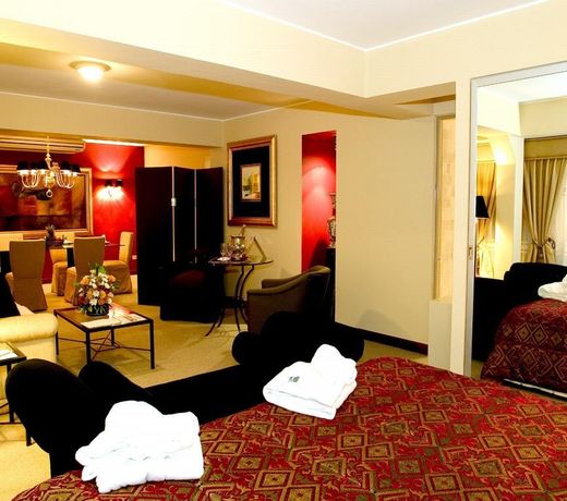 Radisson Hotel Plaza del Bosque