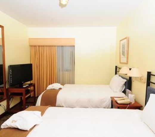 Radisson Hotel Plaza del Bosque
