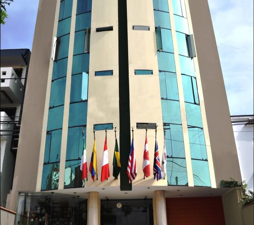 Embajadores Hotel