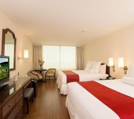 Hotel Estelar Miraflores
