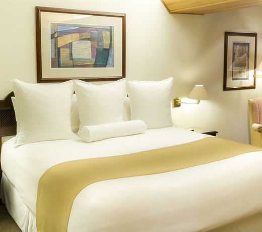 J&A Classic Hotel
