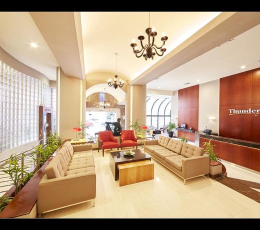 J&A Classic Hotel