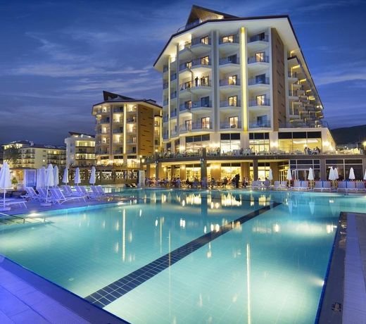Ramada Resort Kusadasi & Golf