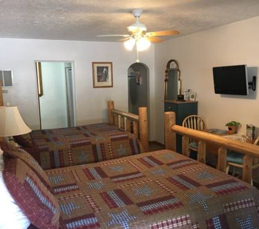 Dunsmuir Lodge