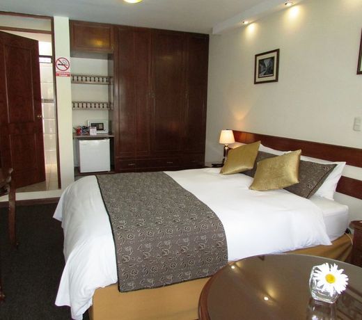 Queen's Villa Hotel Boutique