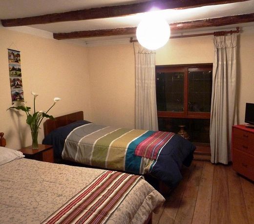 Kukuli Lodge B&B