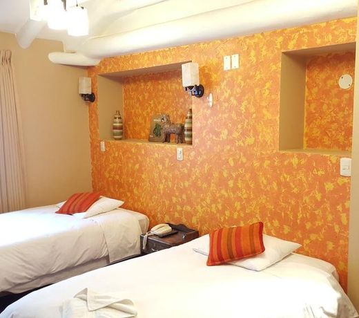 YANANTIN GUEST HOUSE