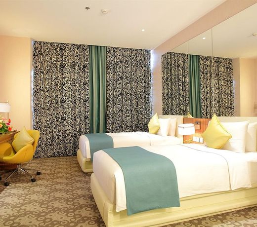 Hotel H2O