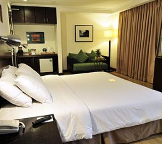 Pearl Garden Hotel