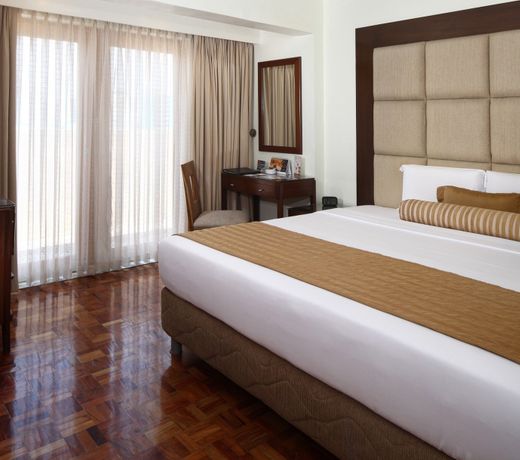 City Garden Suites