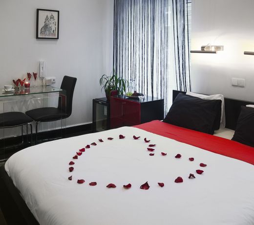 Komorowski Luxury Guest Rooms