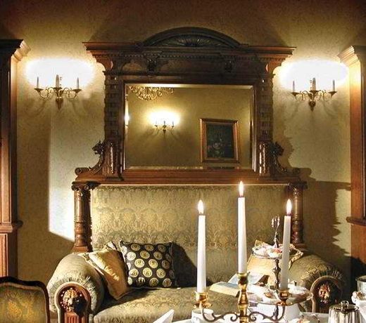 Grand Hotel