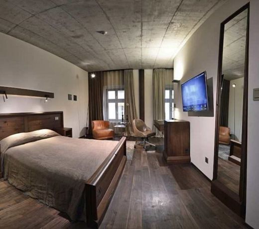 Hotel Stary