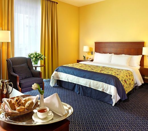 Courtyard by Marriott Warsaw Airport