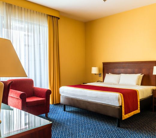 Courtyard by Marriott Warsaw Airport