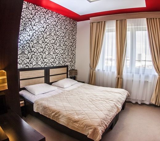 Hotton Hotel