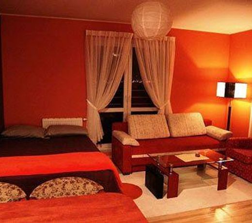 COMFORT SUITE NR 8