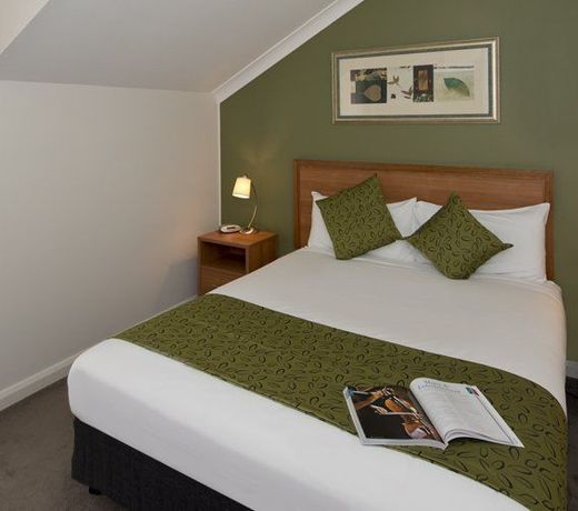 Leisure Inn Spires