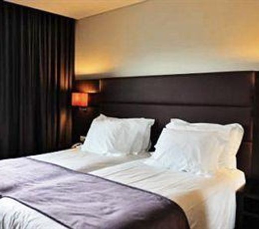 Axis Porto Business & Spa Hotel