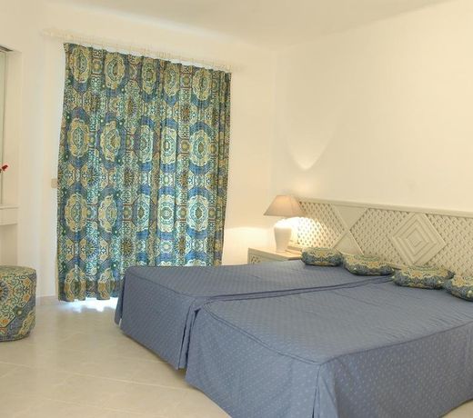 Balaia Golf Village