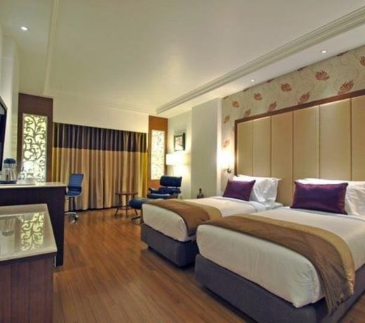 The Grand Magrath Hotel
