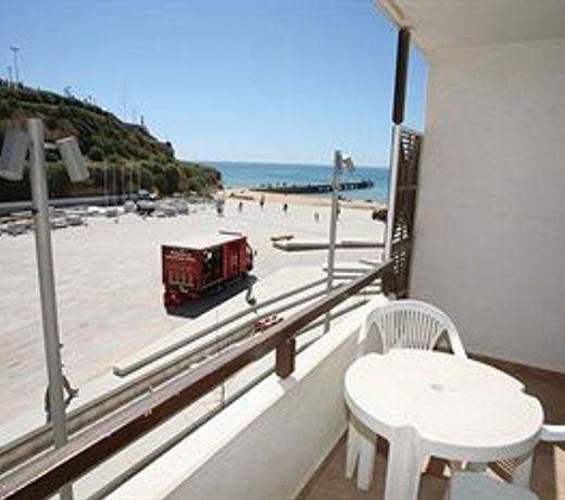 Edificio Albufeira Apartamentos A. Local - Albuturismo Lda