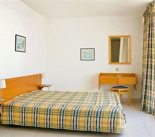 Edificio Albufeira Apartamentos A. Local - Albuturismo Lda