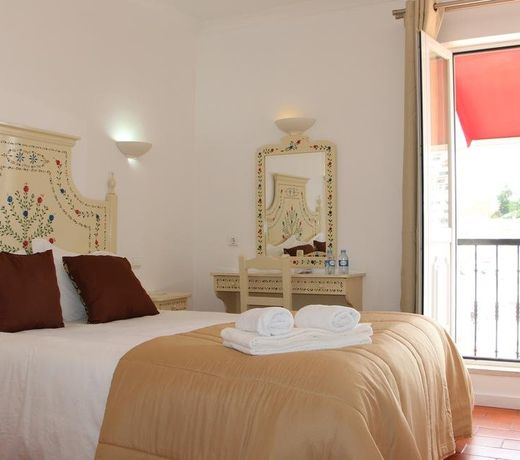 Albufeira Beach Hotel by Kavia