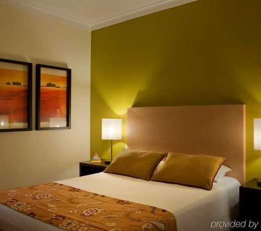 Evora Hotel