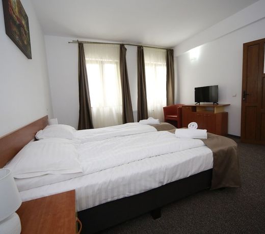 Long Street Hotel