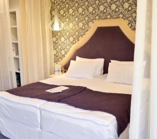Hotel Capitolina City Chic