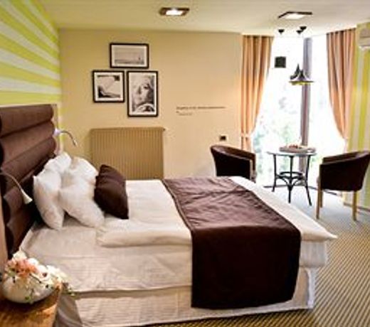 Hotel Capitolina City Chic