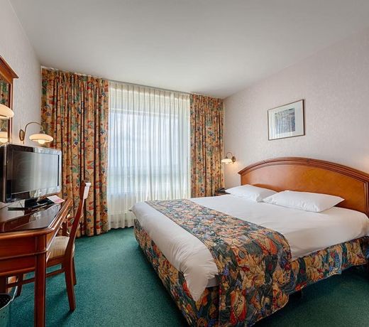 Ramada by Wyndham Bucharest Parc Hotel