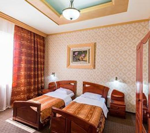 Bucharest Comfort Suites Hotel