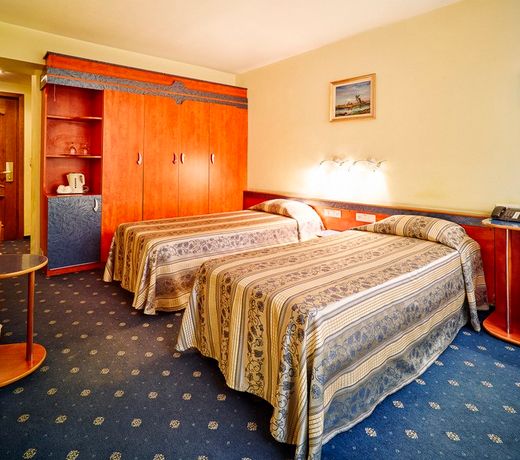 Caro Hotel