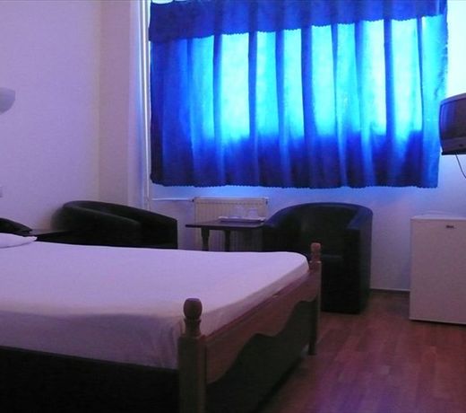 Hotel Uranus