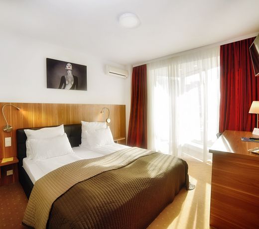Hotel President
