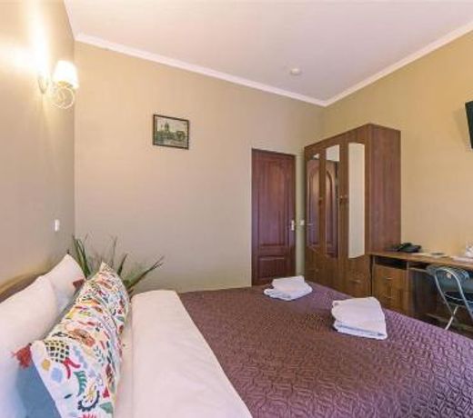 Anichkov Bridge Mini Hotel